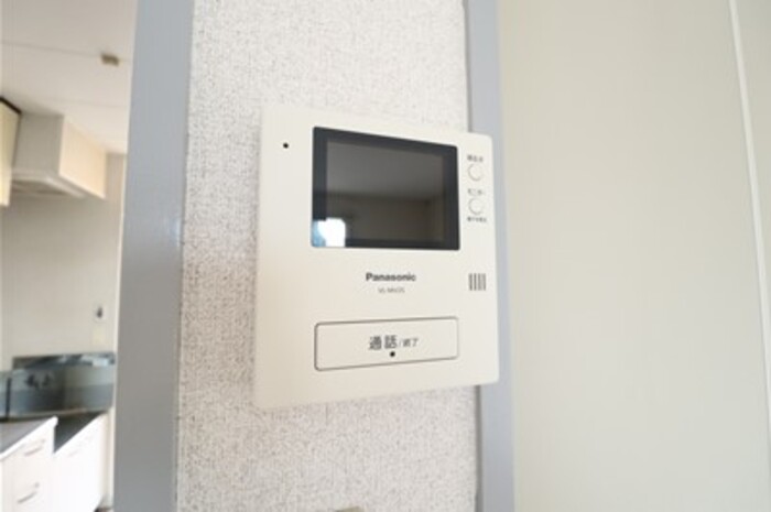 セキュリティ　モニターインターホンです