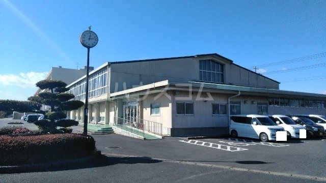 中学校　久喜市立栗橋東中学校（中学校）まで219m