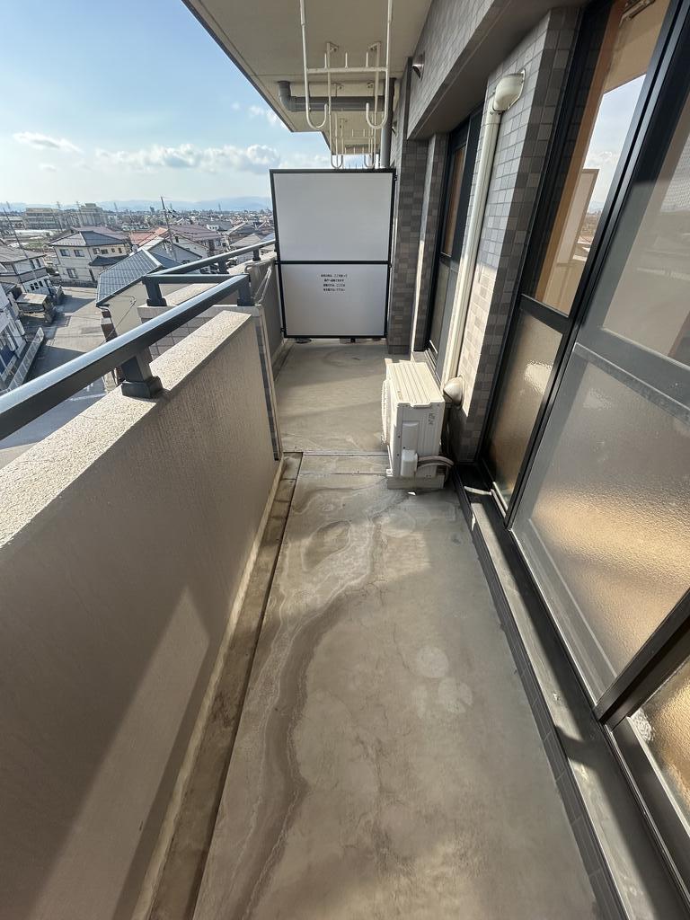バルコニー　こちらの物件もお問い合わせは、蕪木不動産へお問い合わせくださ