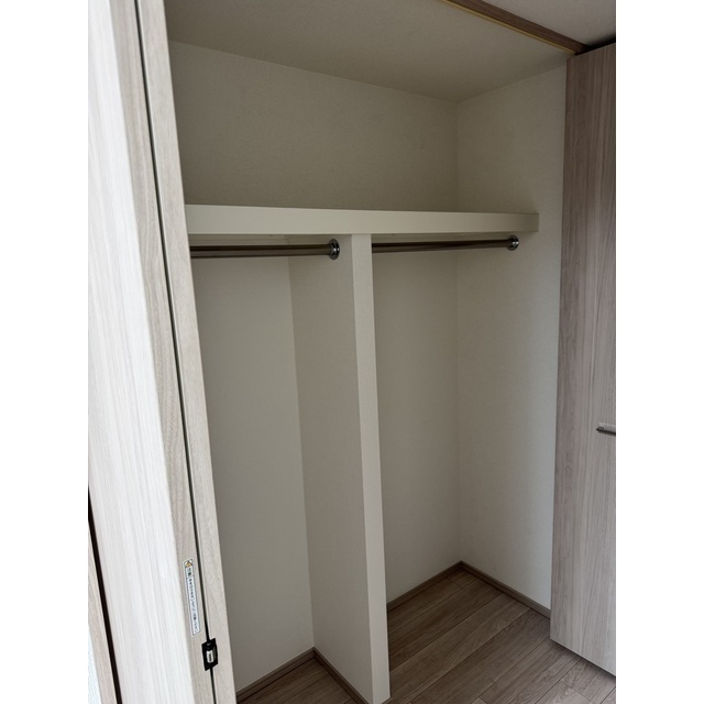 ロビー　大きなスペースがあり、収納には困りません