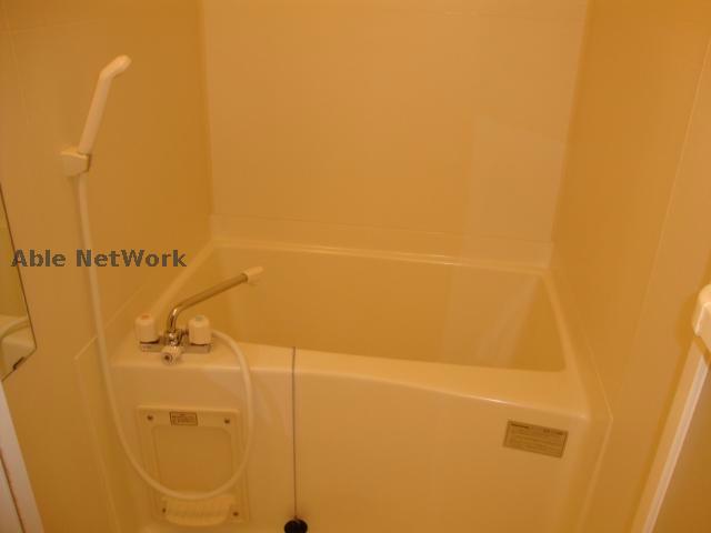 バス・シャワールーム　※同物件別部屋の写真となります。