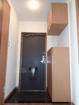 玄関　玄関（イメージ）