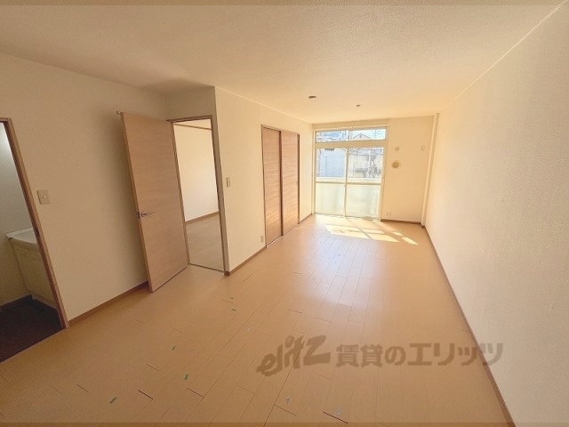 居室・リビング　リビング