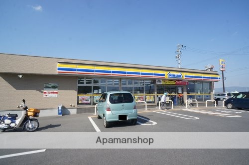 コンビニ　ミニストップ　広陵町みささぎ台店（コンビニ）まで992m