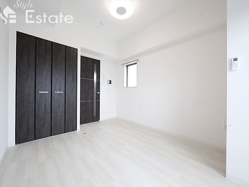 居室・リビング　内装