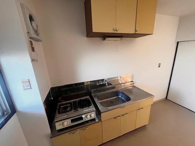 キッチン　サービス品ガスコンロ