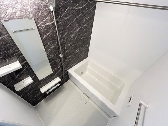 バス・シャワールーム　※同タイプの写真です。