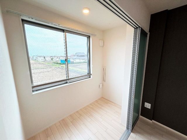 バルコニー　※同タイプの写真です。