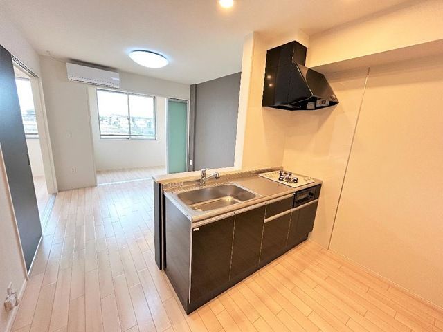 居室・リビング　※同タイプの写真です。