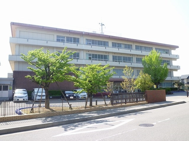 小学校　田上小学校（小学校）まで750m
