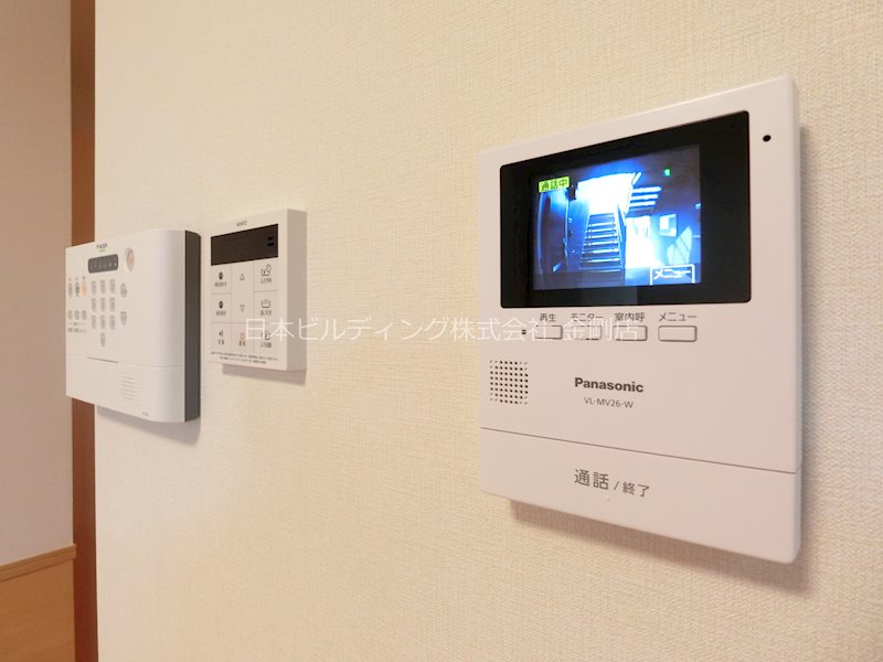 その他設備　モニター付インターホン