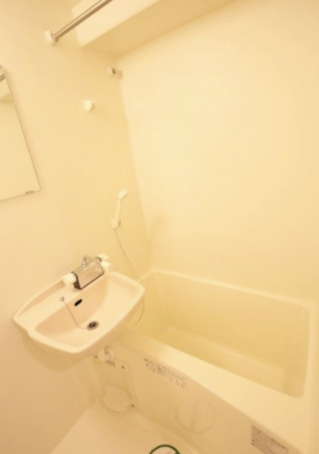 バス・シャワールーム　別部屋参考写真