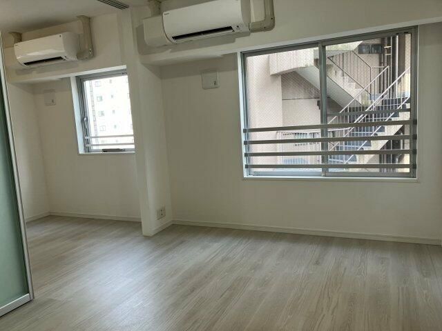 居室・リビング　同タイプ部屋　参考写真です