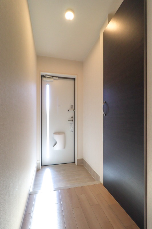 玄関　図面と現状に相違がある場合には現状を優先