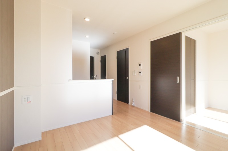 居室・リビング　図面と現状に相違がある場合には現状を優先