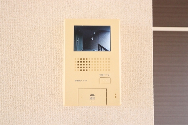 セキュリティ　モニター付きインターホン