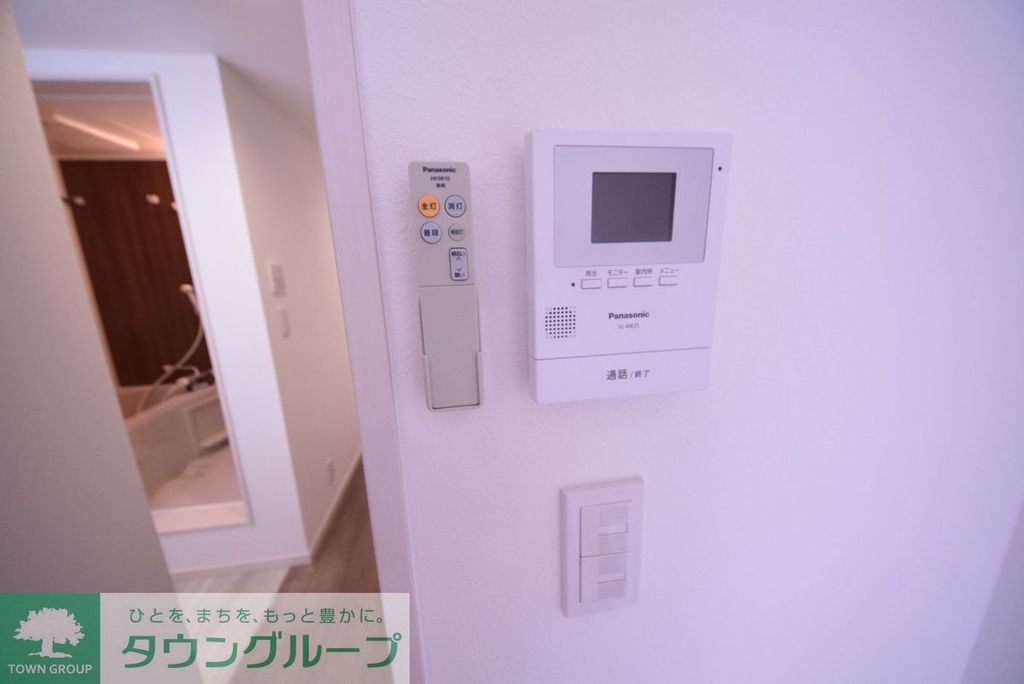 セキュリティ　モニター付きインターホン