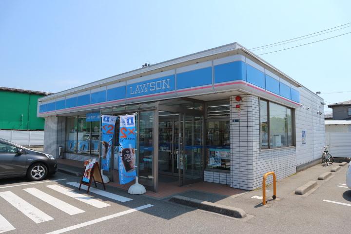 コンビニ　ローソン（コンビニ）まで494m