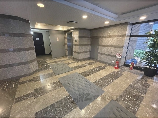 ロビー　ロビー