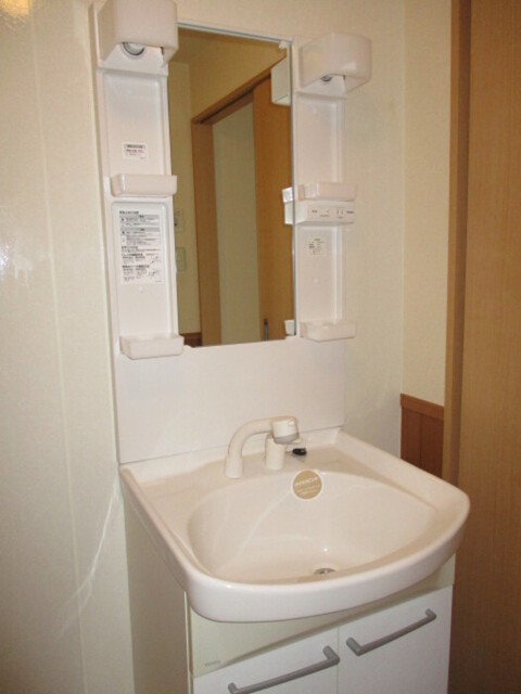 洗面設備　洗髪洗面化粧台