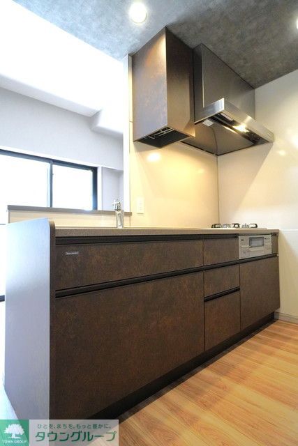 キッチン　※写真は同タイプ住戸です。