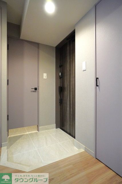 玄関　※写真は同タイプ住戸です。