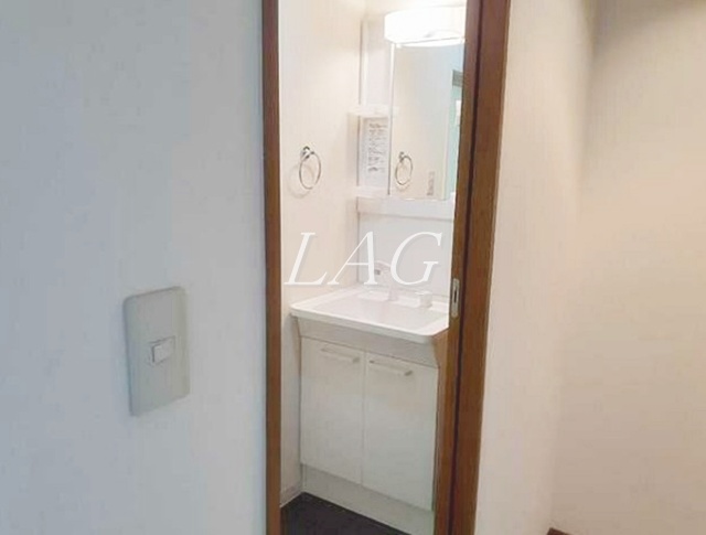 洗面設備　洗面台です。