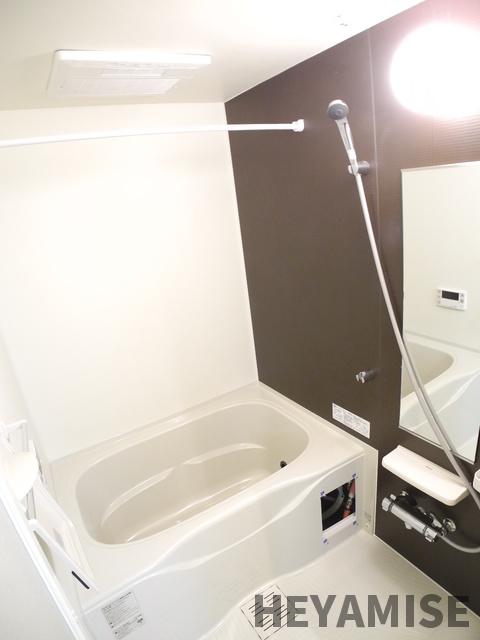 バス・シャワールーム　※同間取りの別号室写真です。