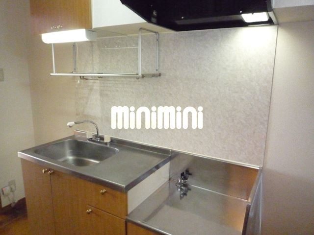 キッチン　明るいキッチン。広々していて料理もしやいです