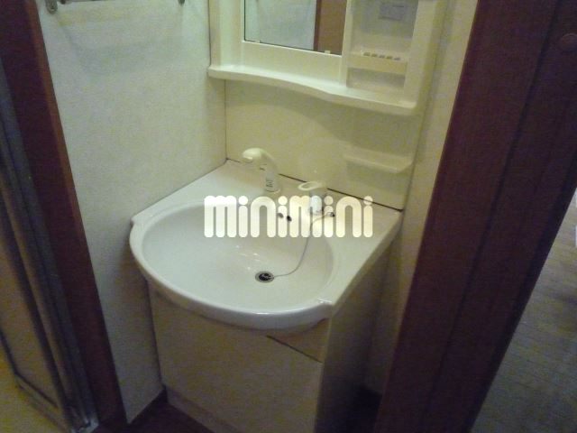 洗面設備　朝に活躍するシャンプードレッサー