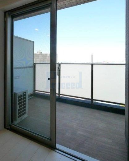 バルコニー　明るいバルコニー！