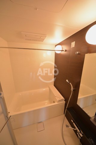 バス・シャワールーム　ナチュール天王寺　浴室