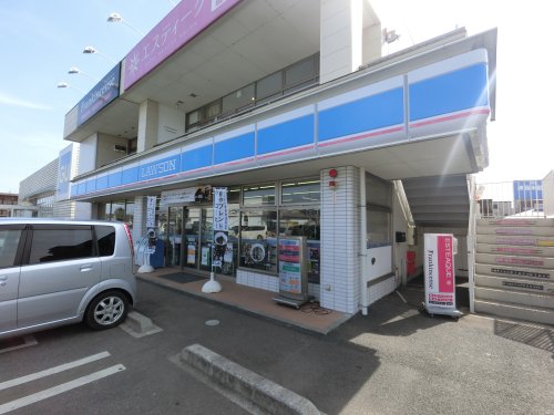 コンビニ　ローソン 東金バイパス（コンビニ）まで356m