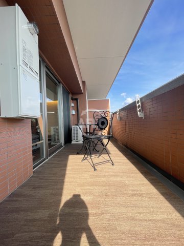 バルコニー　プレジオ難波WEST　バルコニー