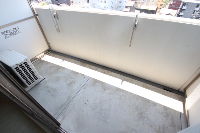 バルコニー　※別室の参考写真の為、現況優先です。