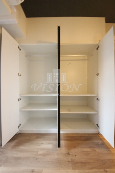 収納　写真は別タイプのお部屋です。