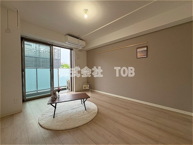 居室・リビング　洋室7.3帖