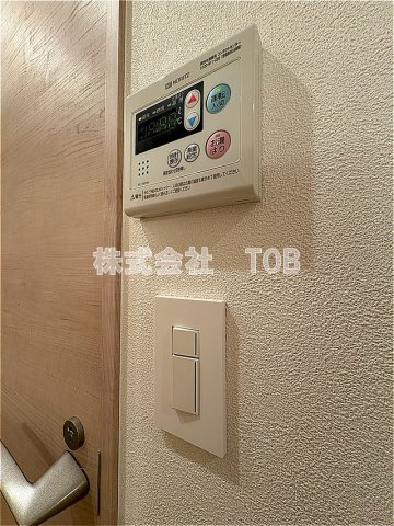 その他設備　給湯リモコン