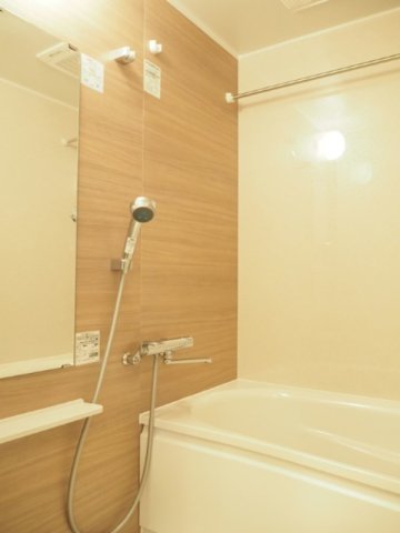 バス・シャワールーム　☆ゆったりくつろげるお風呂☆