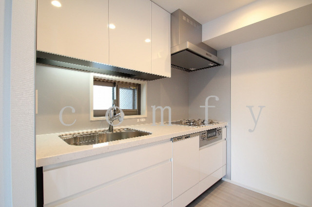 キッチン　窓のあるキッチン