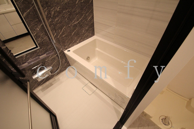 バス・シャワールーム　追炊き・浴室乾燥機付き