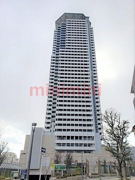 ショッピングセンター　メロード吹田（ショッピングセンター）まで213m