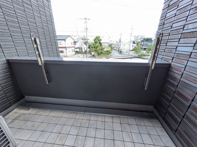 バルコニー　南向きバルコニー