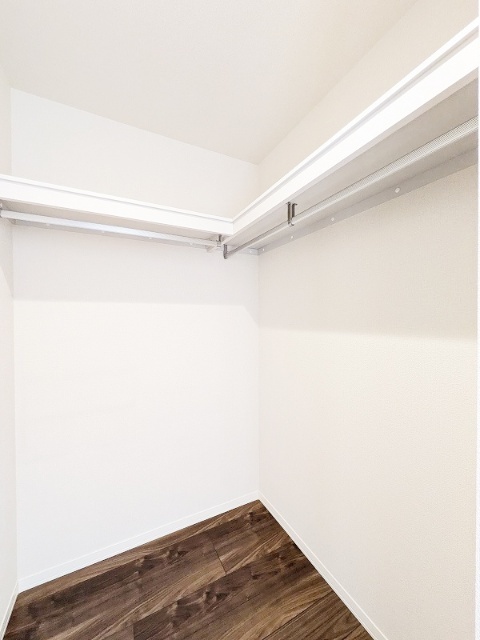 収納　ウォークインクローゼット