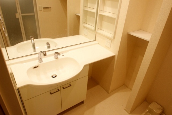 洗面設備　※別部屋の写真です