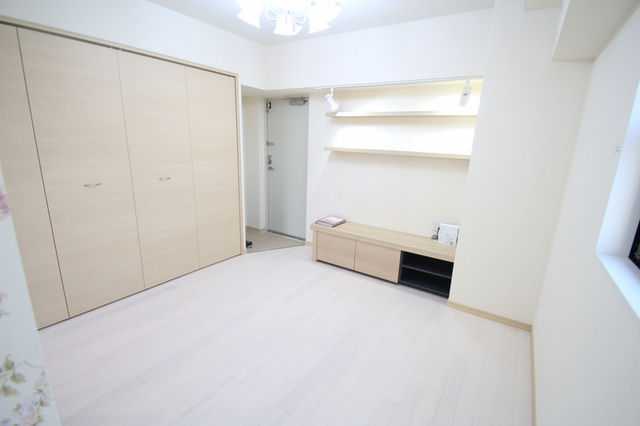 居室・リビング　※他のお部屋の参考写真です