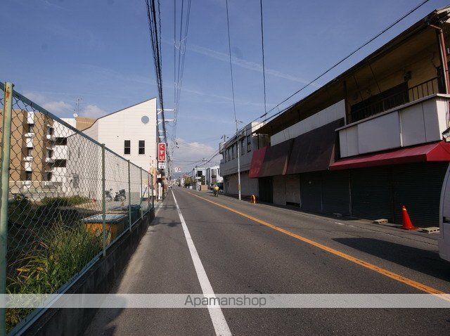 その他　前面道路（その他）まで0m