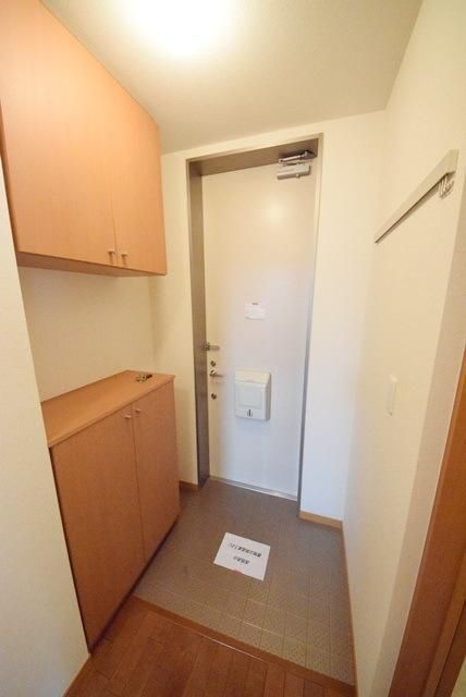 玄関　★★同物件別号室参考写真★★
