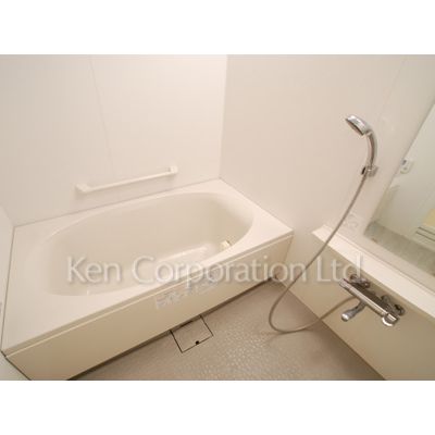 バス・シャワールーム　同タイプ20階のお部屋を撮影。仕様が異なることがあります。