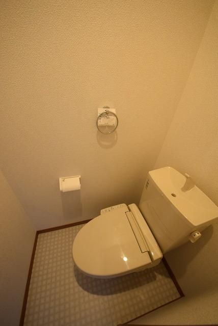 トイレ　ウォシュレット付きトイレ